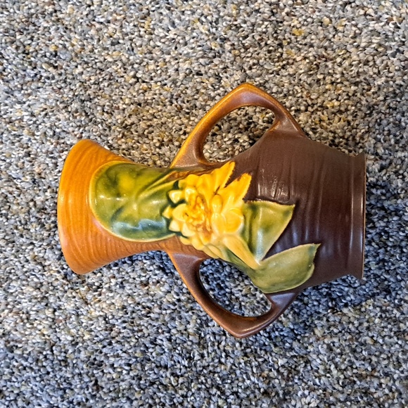 Roseville Other - Roseville vase